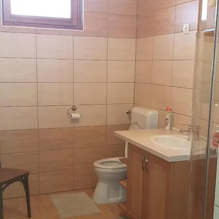 Szamoca Vendeghaz Konukevi 3*