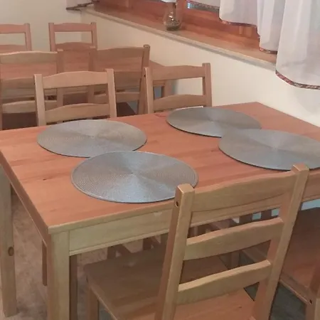 Szamoca Vendeghaz Konukevi 3*