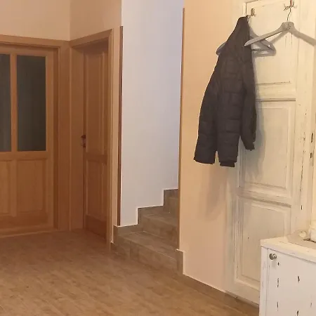 Szamoca Vendeghaz Konukevi 3*