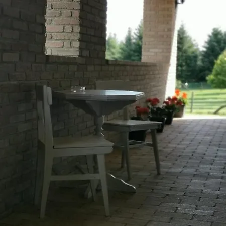 Szamoca Vendeghaz Konukevi Dudar